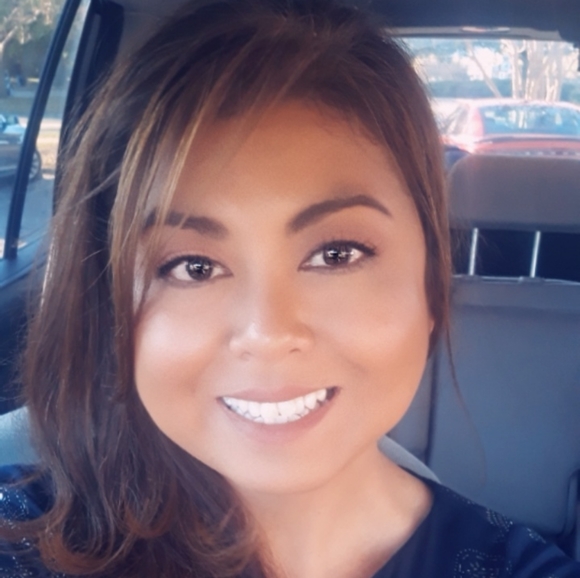 Meet your Posher, Amy - Picture 1 of 1